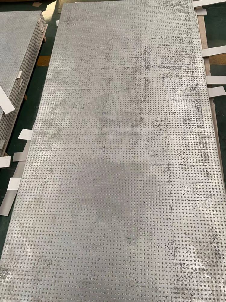 9.5mm厚纖維水泥復合鋼板防爆墻施工技術與泄爆墻、防爆門窗應用案例解析